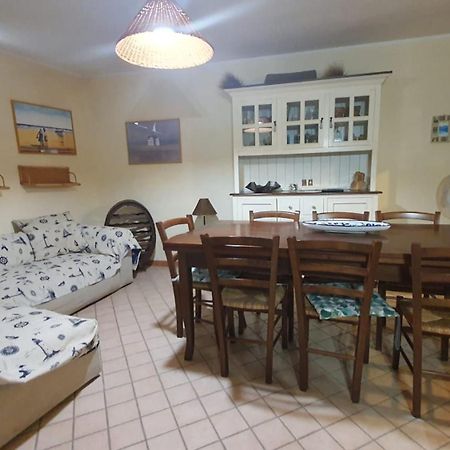 Villasimius - Taverna Freschissima! Extérieur photo